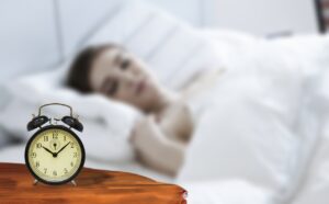 10時を過ぎても目を覚まさない人